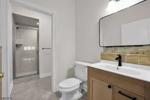 8 Chapel Hill Ct, Cedar Grove, NJ 07009 - Photo 11