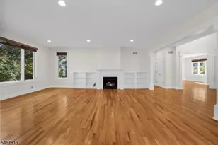 8 Chapel Hill Ct, Cedar Grove, NJ 07009 - Photo 9