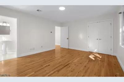 8 Chapel Hill Ct, Cedar Grove, NJ 07009 - Photo 25