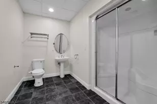 8 Chapel Hill Ct, Cedar Grove, NJ 07009 - Photo 37