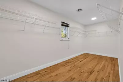 8 Chapel Hill Ct, Cedar Grove, NJ 07009 - Photo 23
