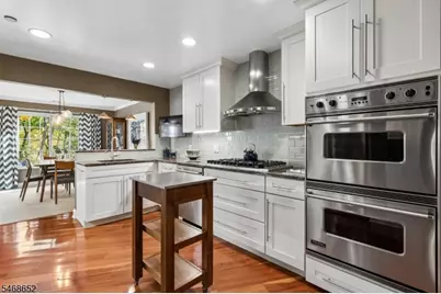 147 Riveredge Dr, Chatham Township, NJ 07928 - Photo 21