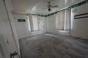 349 Parker St, Newark, NJ 07104 - Photo 7