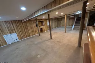 349 Parker St, Newark, NJ 07104 - Photo 11