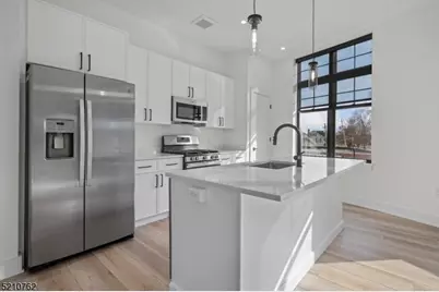 1 Union Ave #204, Cresskill, NJ 07626 - Photo 1