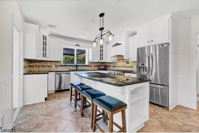 24 Marlboro St, Marlboro Township, NJ 07751 - Photo 9