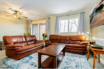 2 Davos Dr, Vernon, NJ 07462 - Photo 3