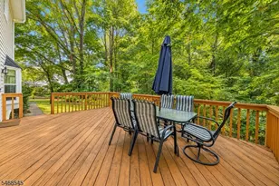 8 Hathaway Dr, New Providence, NJ 07974 - Photo 13