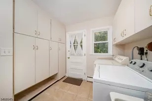 8 Hathaway Dr, New Providence, NJ 07974 - Photo 41