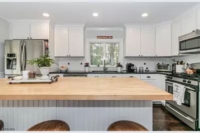 355 Green Village Rd, Chatham Township, NJ 07935 - Photo 11