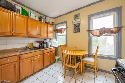 129 Howard Ave, Passaic, NJ 07055 - Photo 11