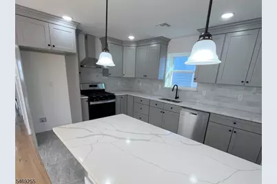 303-305 Chilton St #2, Elizabeth, NJ 07208 - Photo 3