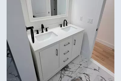 303-305 Chilton St #2, Elizabeth, NJ 07208 - Photo 17