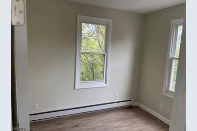 14 Belgium St 3rd Fl #3, Newark, NJ 07103 - Photo 9