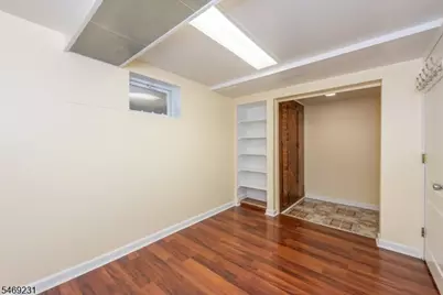 2307 Dewitt Ter, Linden, NJ 07036 - Photo 17