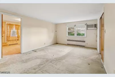23 Continental Ave, Belleville, NJ 07109 - Photo 31