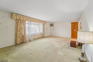 23 Continental Ave, Belleville, NJ 07109 - Photo 9