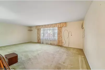 23 Continental Ave, Belleville, NJ 07109 - Photo 7