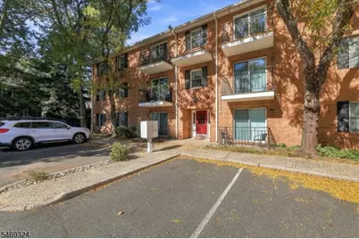 42 John St #3B, Bloomfield, NJ 07003 - Photo 3