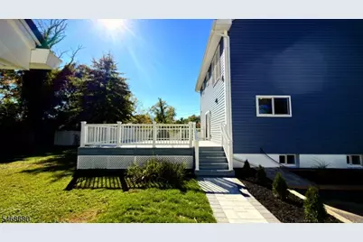 1357 S Beverwyck Rd, Parsippany, NJ 07054 - Photo 29