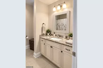 534 Union Blvd, Totowa, NJ 07512 - Photo 3