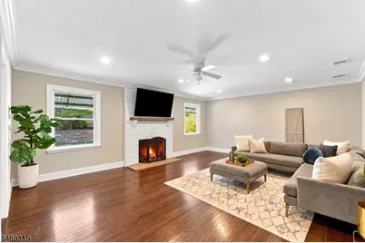 2 Wortendyke Ave, Emerson, NJ 07630 - Photo 15