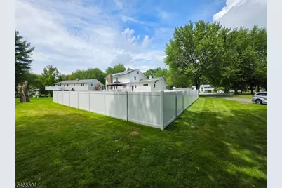 15 Sweetwood Ct, Parsippany, NJ 07054 - Photo 43