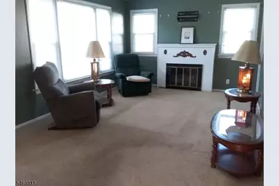 11 Willow Ln, Holland Township, NJ 08848 - Photo 5