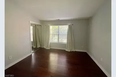303 Chatfield Dr, Pequannock Township, NJ 07444 - Photo 7