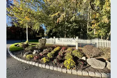 303 Chatfield Dr, Pequannock Township, NJ 07444 - Photo 1
