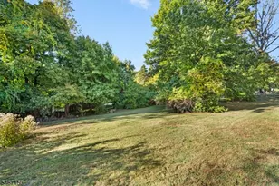 11 Hamilton Dr E, North Caldwell, NJ 07006 - Photo 15
