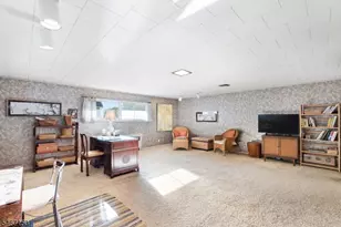 11 Hamilton Dr E, North Caldwell, NJ 07006 - Photo 7