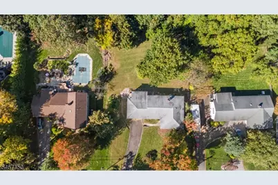 11 Hamilton Drive East, North Caldwell, NJ 07006 - Photo 17