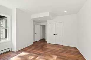 75 Washington St, East Orange, NJ 07017 - Photo 23
