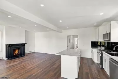 75 Washington St, East Orange, NJ 07017 - Photo 11