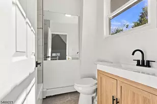 75 Washington St, East Orange, NJ 07017 - Photo 13