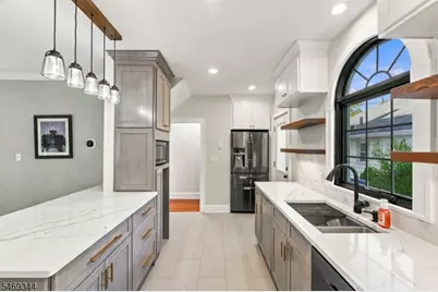 214 Coeyman Ave, Nutley, NJ 07110 - Photo 9