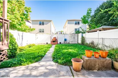 160 S 10th St, Newark, NJ 07107 - Photo 15