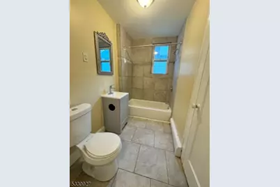 41 Columbia Ave #2, Newark, NJ 07106 - Photo 33