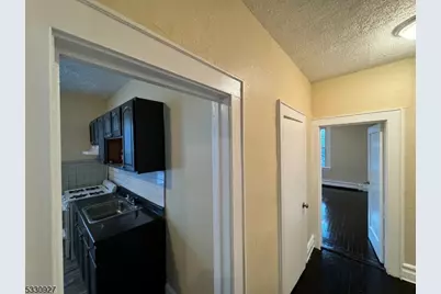 41 Columbia Ave #2, Newark, NJ 07106 - Photo 23