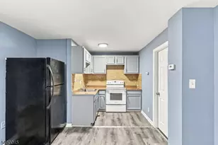 51 Demarest St, Newark, NJ 07112 - Photo 7