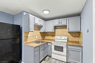 51 Demarest St, Newark, NJ 07112 - Photo 9