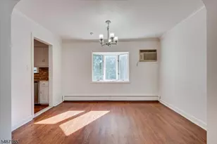 1071 Lorraine Ave, Union Township, NJ 07083 - Photo 13