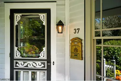 37 Mountain Ave, Summit, NJ 07901 - Photo 3