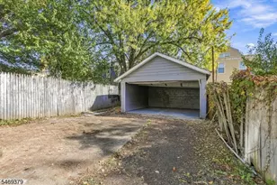 98 Vermont Ave, Newark, NJ 07106 - Photo 27