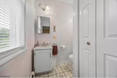 291 Parish Dr, Wayne, NJ 07470 - Photo 15