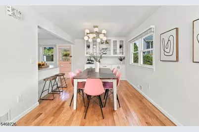 11 Freeman Pl, West Orange Township, NJ 07052 - Photo 7