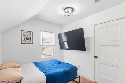 205 S Jefferson St, Orange, NJ 07050 - Photo 17