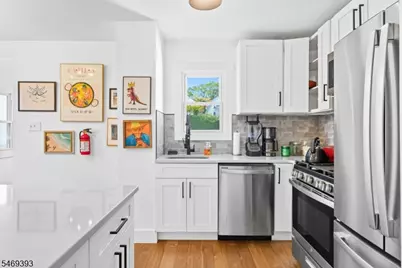205 S Jefferson St, Orange, NJ 07050 - Photo 9