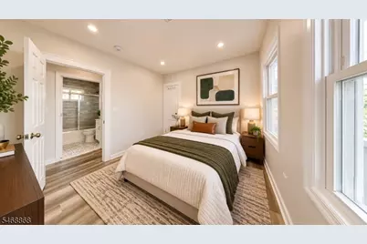 136 W Colfax Ave, Roselle Park, NJ 07204 - Photo 5